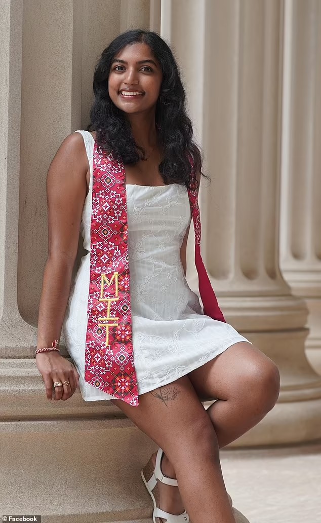 ميجا فيموري الطالبة في معهد ماساتشوستس للتكنولوجيا